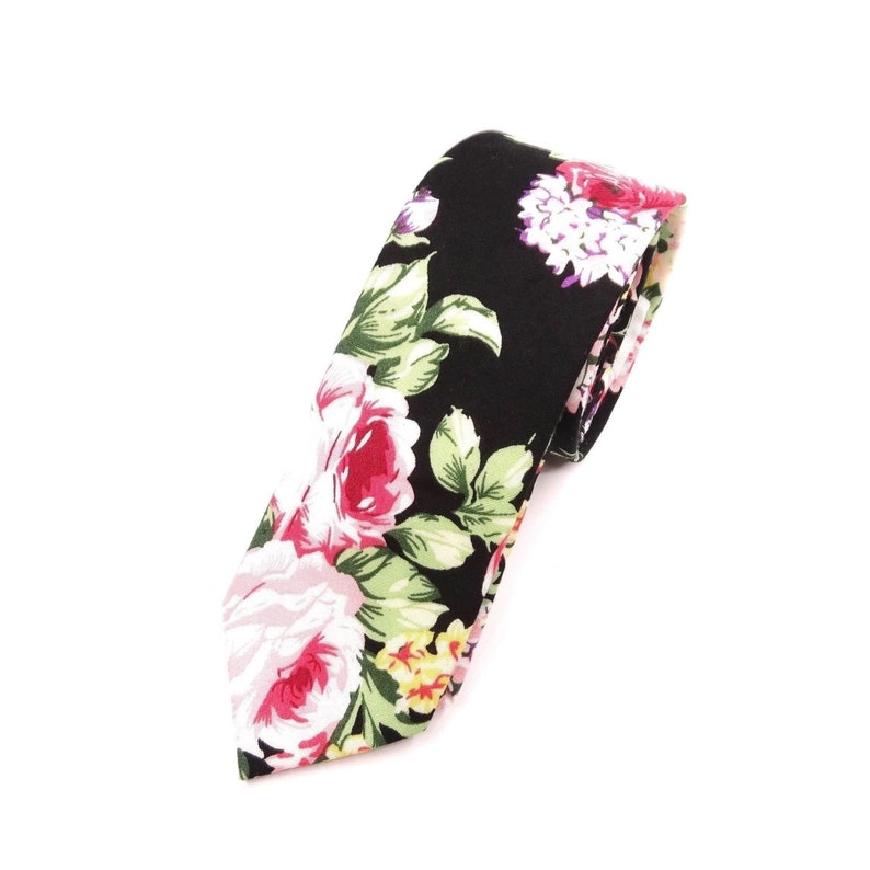 DAVID Black Floral Skinny Tie 2.36" Floral Tie Mytieshop - Mytieshop - {{ product.description }}