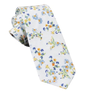 ANNIE Floral Skinny Tie 2.36" Mytieshop | Wedding ideas | Floral print ties | wedding ties | neckties wedding | Groomsmen and groom