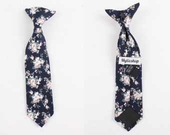 FINLEY Boys Navy Floral Skinny Tie 2.3&quot;| Mytieshop | Wedding ideas | Groom | Groomsmen | Ring bearer | Floral print