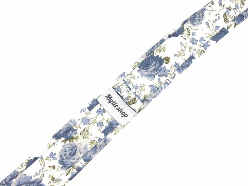 SAM Floral Skinny Tie 2.36" White and Green Floral Tie Mytieshop - Mytieshop - {{ product.description }}