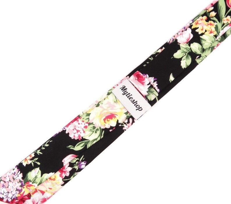 DAVID Black Floral Skinny Tie 2.36" Floral Tie Mytieshop - Mytieshop - {{ product.description }}