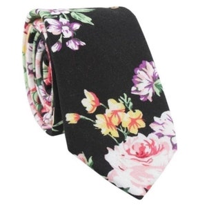 DAVID Black Floral Skinny Tie 2.36&quot; Mytieshop | Wedding ideas | Floral print ties | wedding ties | neckties wedding | Groomsmen and groom