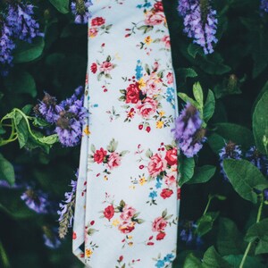 BENJAMIN Floral Skinny Tie 2.36" - Mytieshop - {{ product.description }}