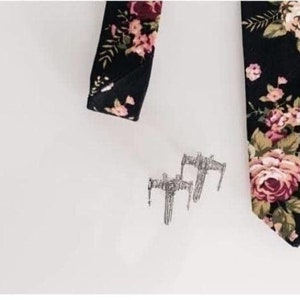 JAMES Black Floral Skinny Tie 2" - Mytieshop - {{ product.description }}