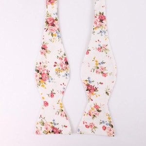 BENJAMIN Men&#39;s Self Tie Bow Tie| Mytieshop | Wedding ideas | Groom | Groomsmen | Prom | Floral print