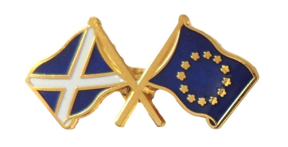 Scotland pin badge 