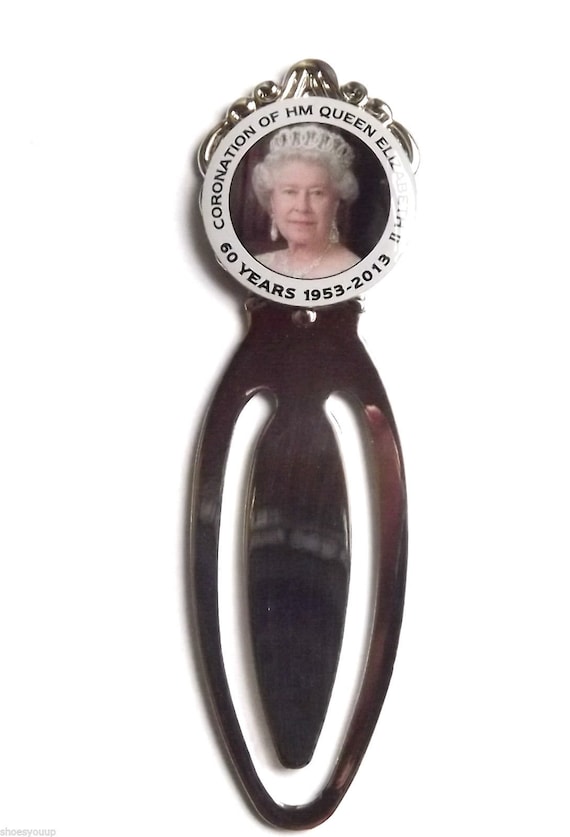 HM Queen Elizabeth II Coronation 1953-2013 Collectors Pin Badge