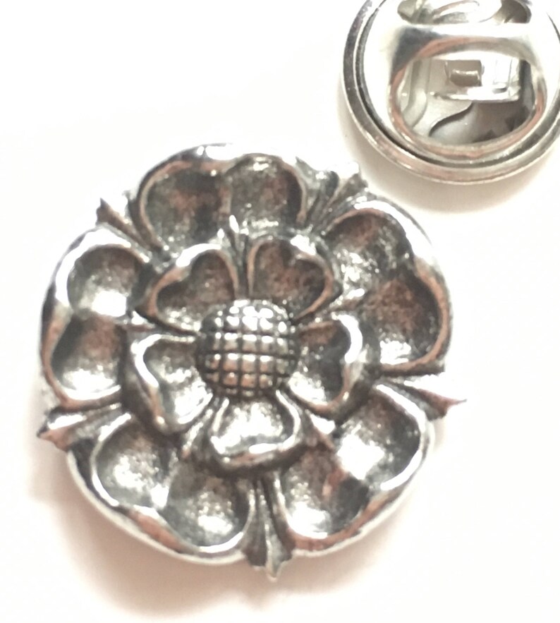 379 Tudor Rose Vector Images, Stock Photos & Vectors