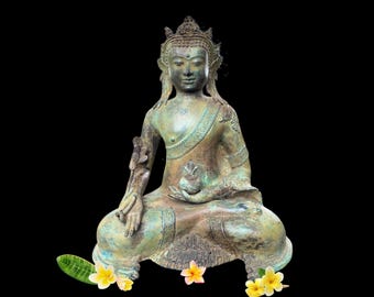 Bronze Medicine Buddha Bhaisajyaguru Statue Handmade Lost Wax Cast sculpture Balinese Art