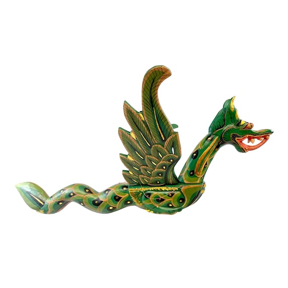 Flying Green Dragon Spirit Chaser Flying Green Dragon Spirit Chaser