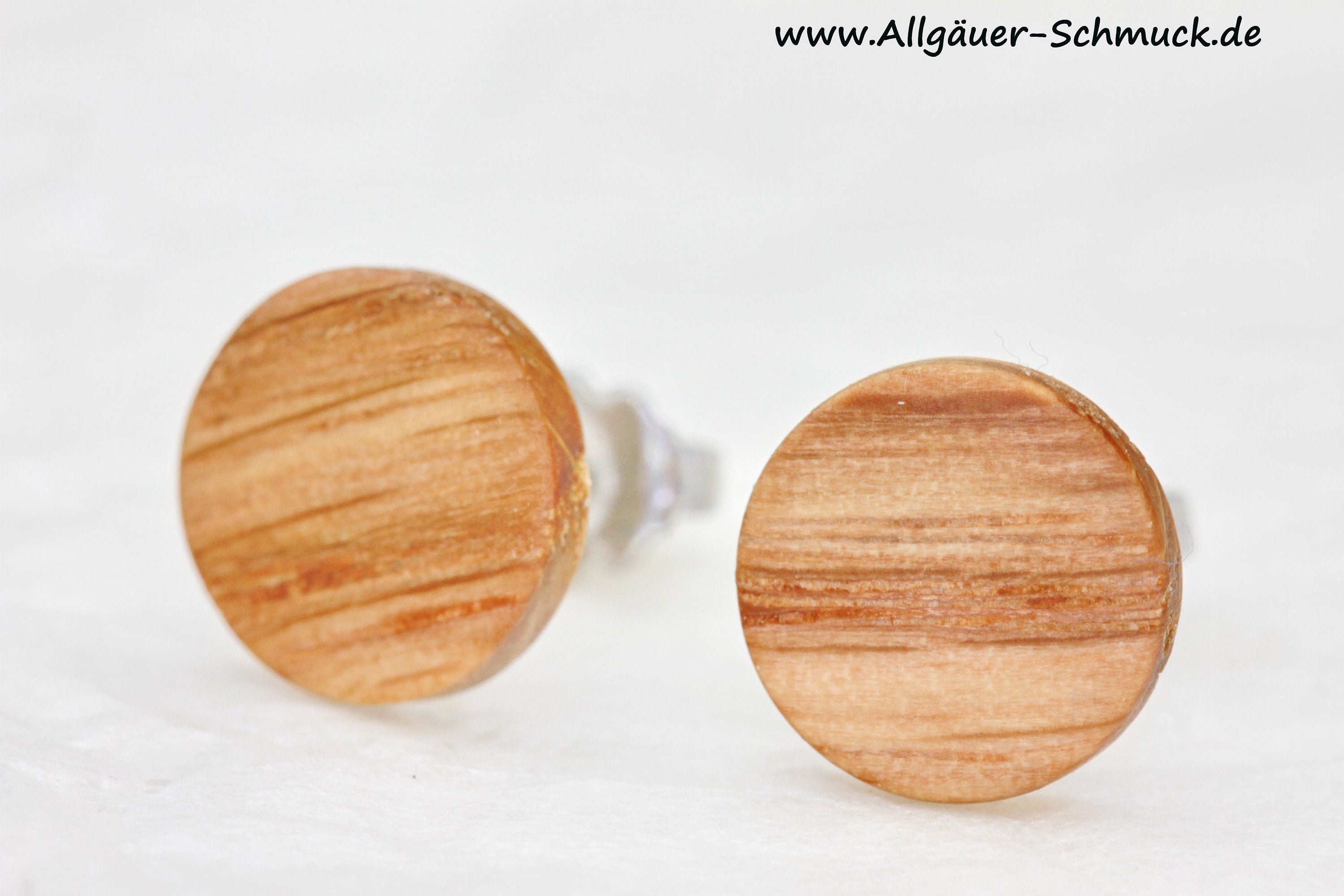 Small wooden stud earrings with 925 silver or stainless steel studs Round wooden stud earrings Wooden jewelry Wooden earrings for men and women