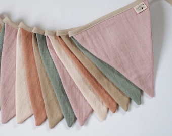 Guirnalda de lino verde salvia y rosa empolvado para bodas: guirnalda rústica bohemia para carpa, pancarta para chimenea de recepción, decoración para despedida de soltera.