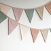 see more listings in the TRIANGLES GARLANDS-MAXI section