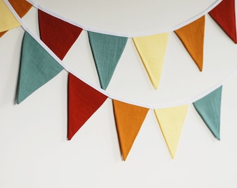 Wimpelkette aus Leinen: Boho Girlande in Herbstfarben