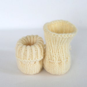 Baby pure merino wool booties, baby first hand knitted wool shoes, booties organic sheep wool eco slippers image 4