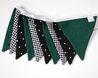Ghirlanda di triangoli in lino nero e verde: ghirlanda per feste