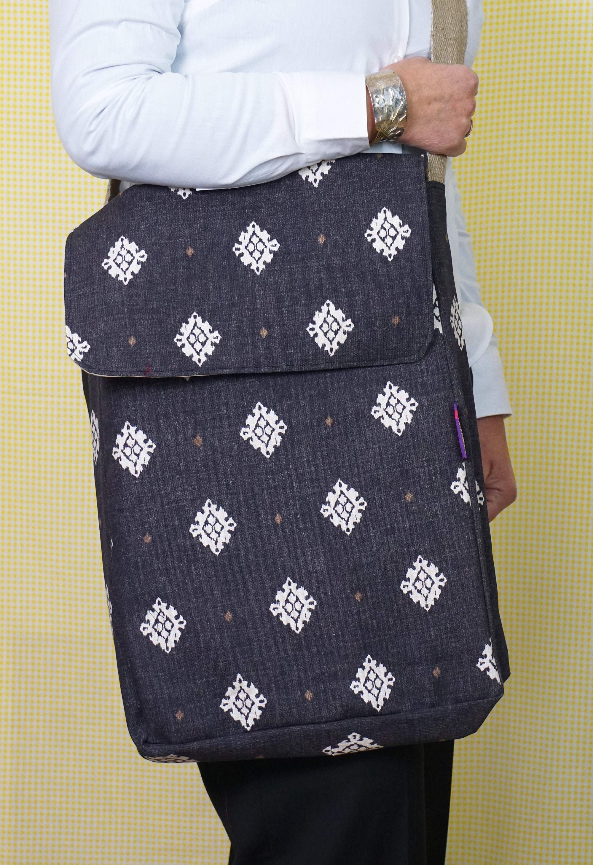 Sketchbook Bag black sketchbookbag stylish sketchbookbag A3 Etsy