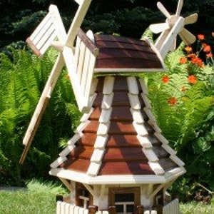 Holzwindmühle mit Solarbeleuchtung Typ 2 Braun