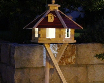 Großes Vogelhaus mit Ständer und Solarbeleuchtung Birdhouse Typ 20