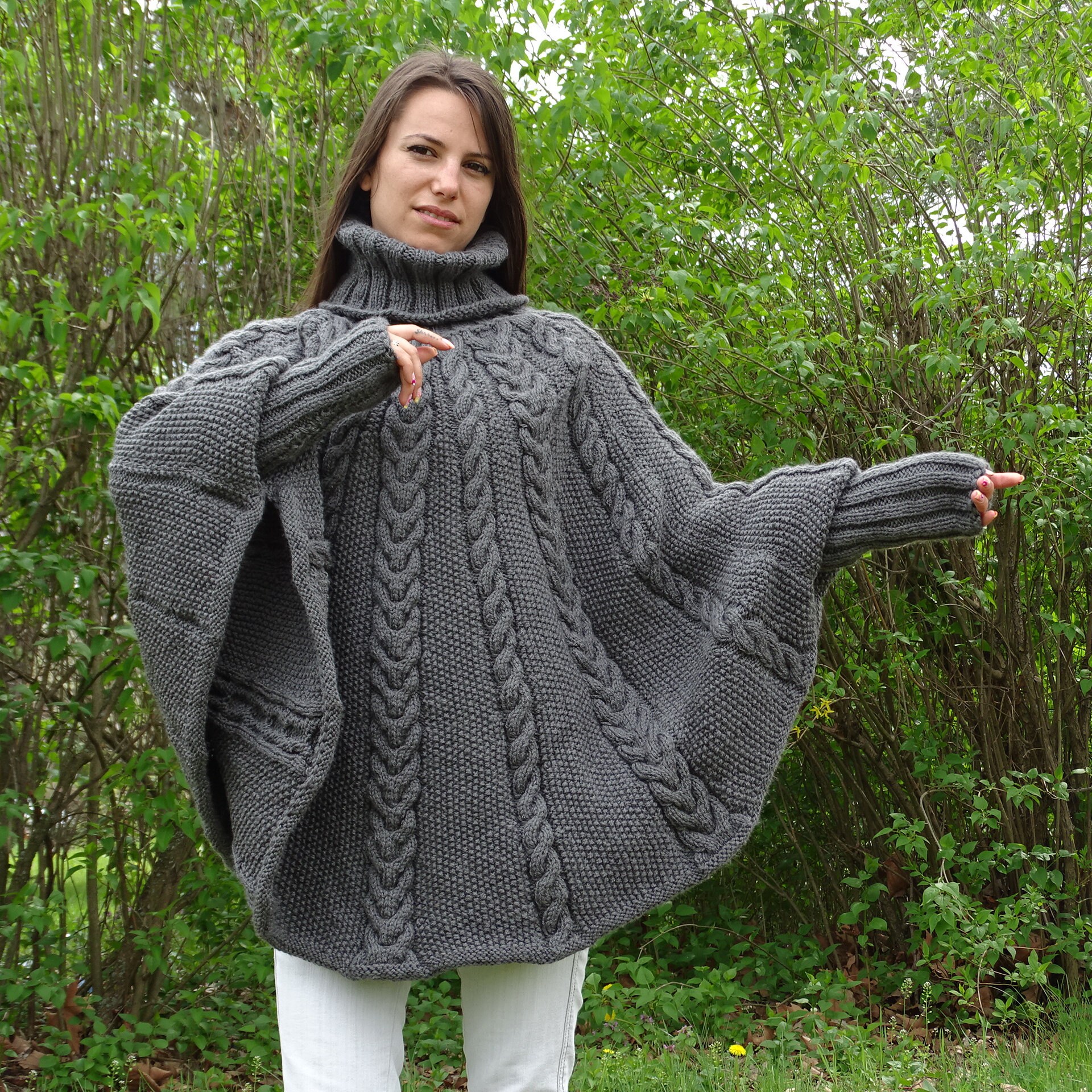 Made to order Womens cape poncho Gray hand knitted poncho | Etsy