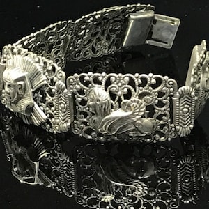 Egyptian link vintage bracelet silver tone