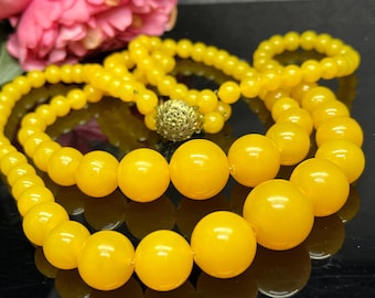 Yellow plastic necklace vintage double strand