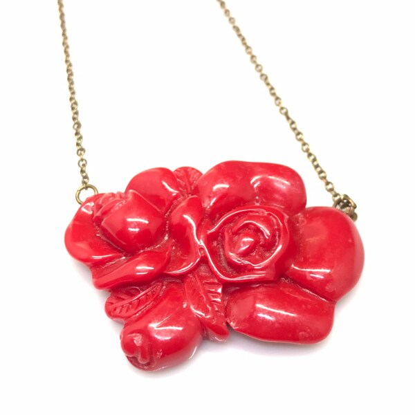 Rote Rosen Halskette 3d Anhänger Kunststoff geprägt