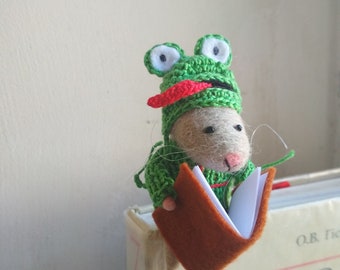 Mouse in a frog hat custom bookmark monogrammed  personalize bookmark felt Gray mouse with book small animal lover gift for bookworms
