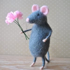 Birthday gift for her Gray mouse Needle felt mouse  Wool mouse  Felted animal Felt miniature