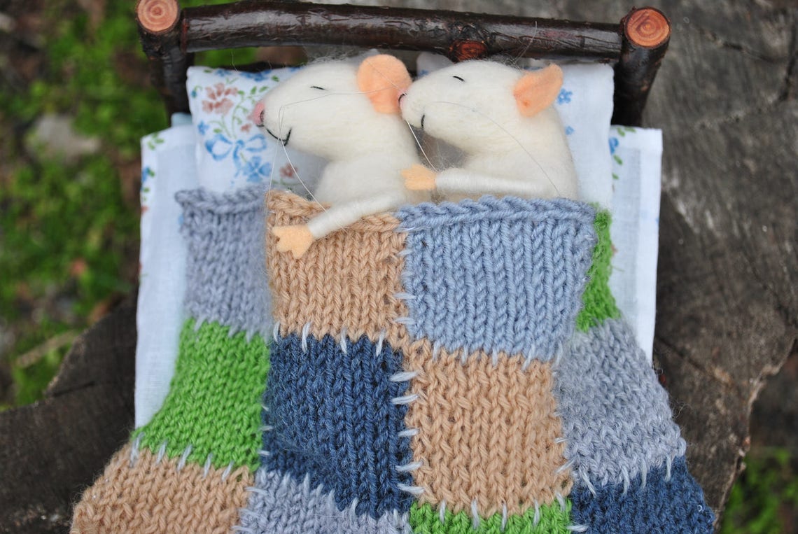 Mouse in Bed Mouse Sleeping Needle Felt Miniature Felt Animals Etsy