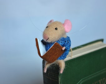 Mouse bookmark tiny mice animal kids bookmark gift idea for children book accessory bookworm gift needle felted small animal school supplies
