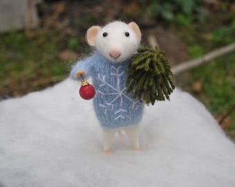 Christmas mouse Needle felted animal Felted ornament Xmas gift Little mouse tiny mice Christmas tree Felt miniature Wool figurine