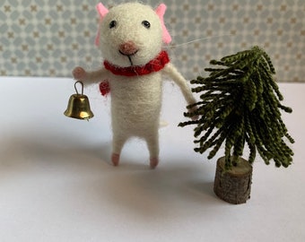Christmas mouse Needle felted animal Felted ornament Xmas gift Little mouse tiny mice Christmas tree Felt miniature Wool figurine
