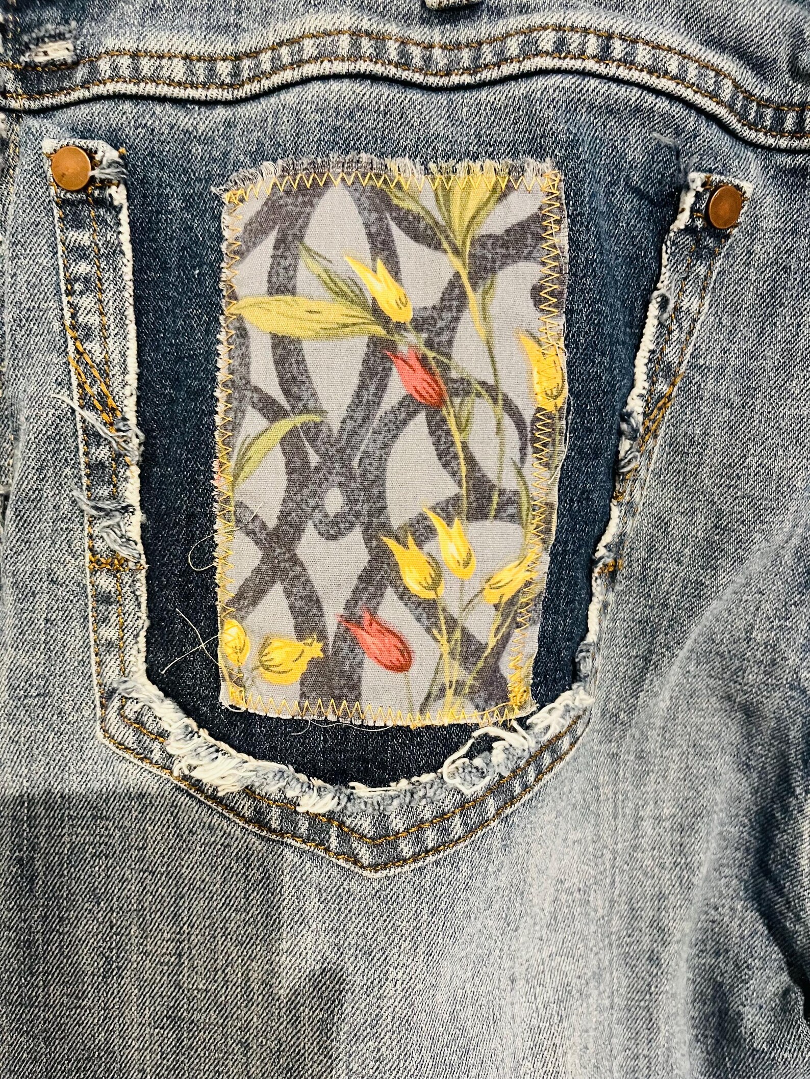 Floral Tapestry & Regal Patchwork Jeans (W 41)
