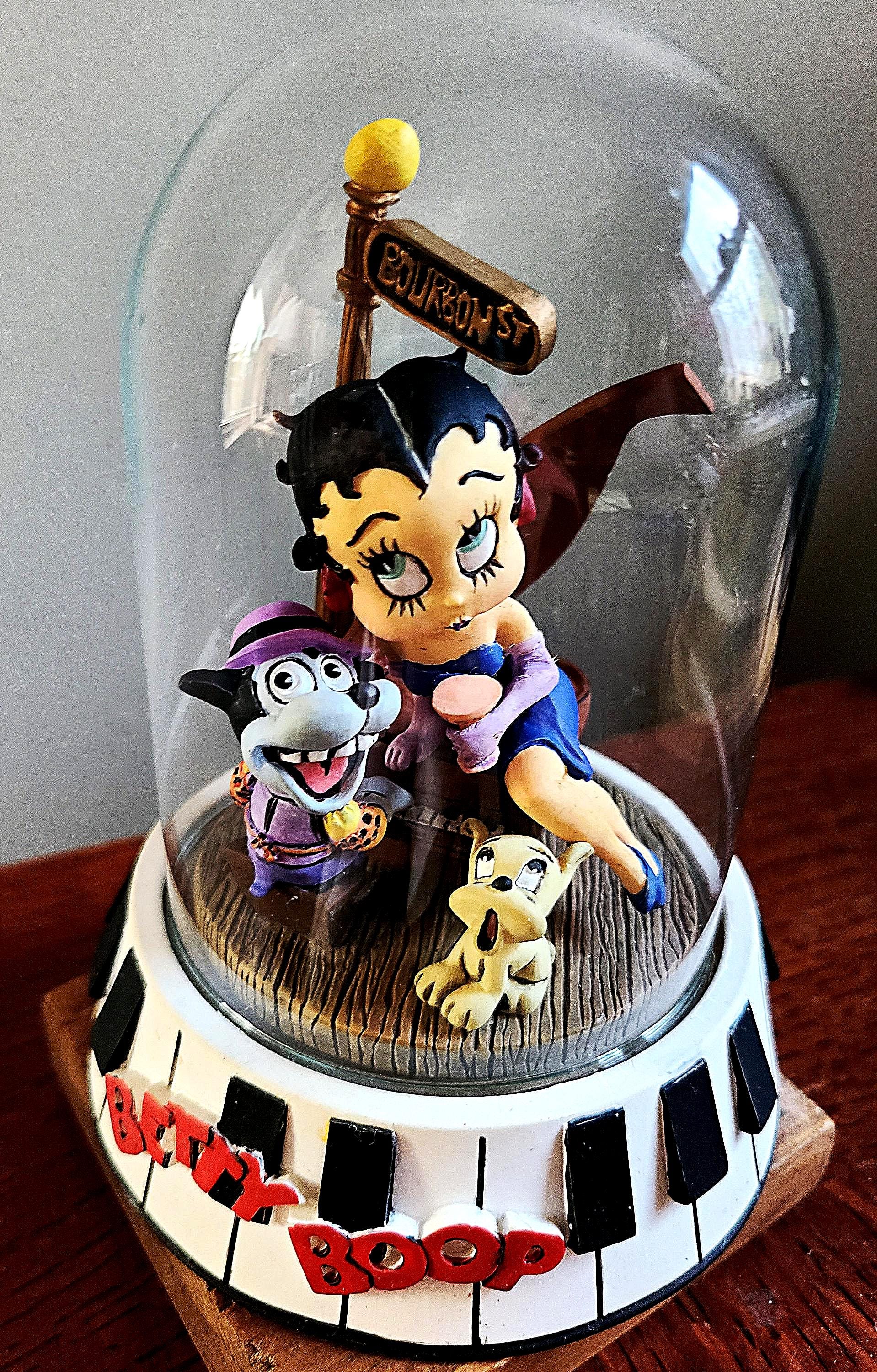 Betty Boop Dome Figurines - Etsy