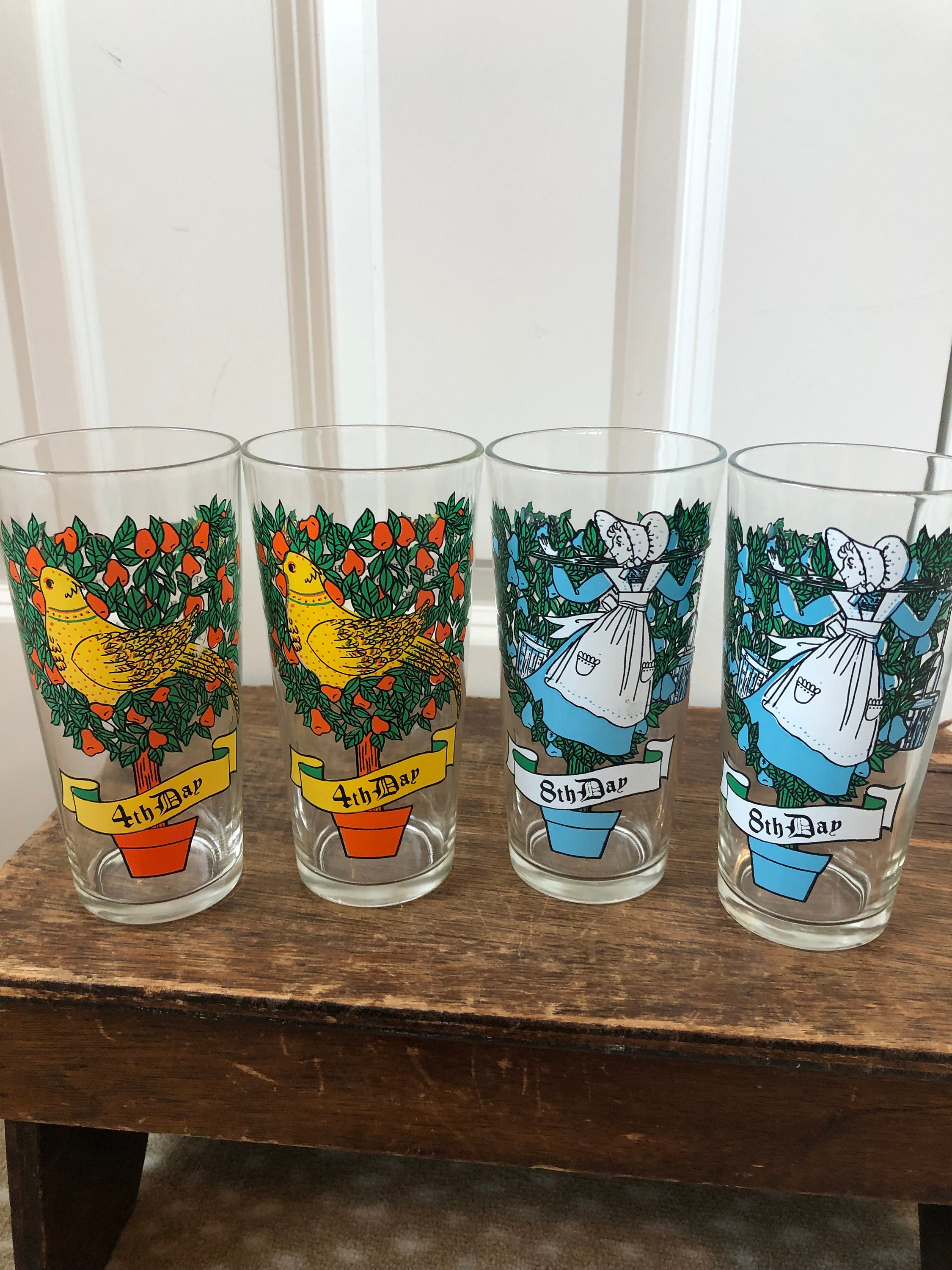 Set of 12 Vintage Glassware Beaded Drinking Glasses Set Wine Cocktail  Glasses Embossed Water Goblets…See more Set of 12 Vintage Glassware Beaded