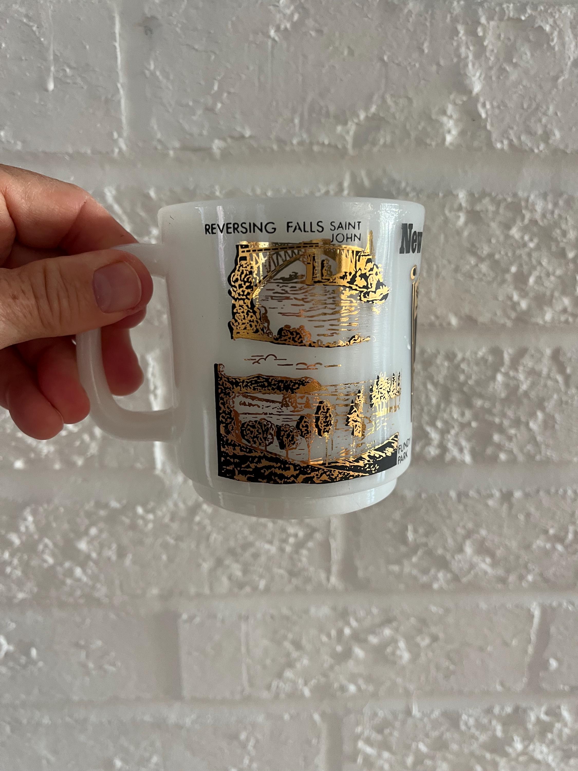 Lot De 2 Mugs Milka Père Noël - Édition 2022 - Neufs - Céramique Violette