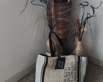 Upcycled Coffee Sack Burlap Tote Bag – Handmade Eco Friendly Market & Beach Bag with Lining and Zipper Pocket