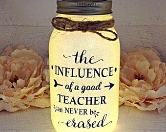 Personalized Teacher Gift, End of Year Teacher Gift, Thank You Gift Teacher, Nite Light, Teacher Appreciation Gift, Mason Jar Light