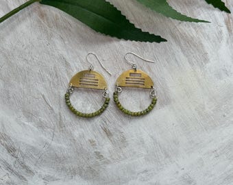 Brass earrings with glass beads