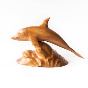 Wood Carving Dolphin Statue,Home Decor,Wooden Decoration,Hand Carved Figurine,Wood Art,Desk Decor,Minimalist Sculpture,Handmade Art Objects