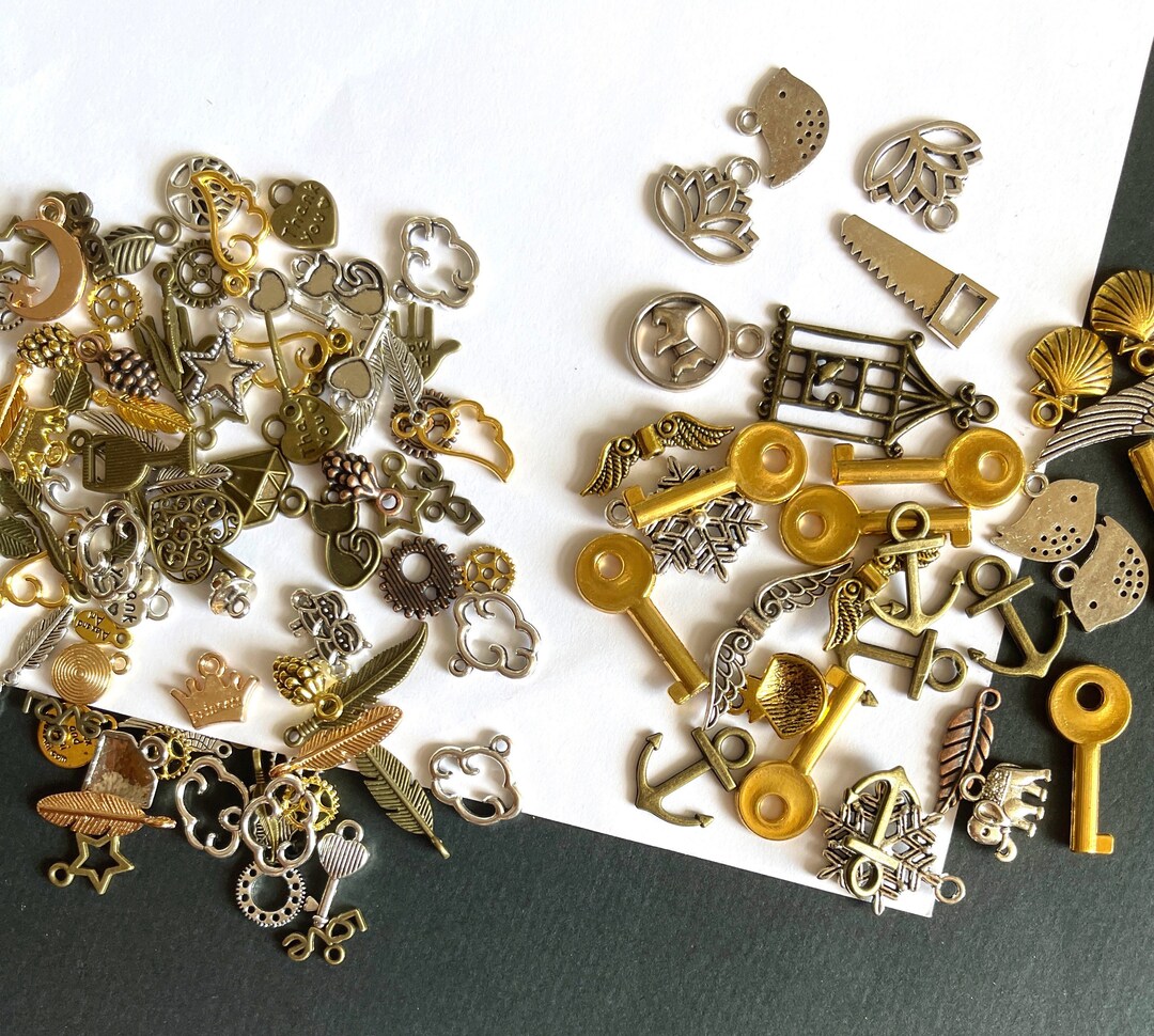 Honbay, 50 ciondoli cuore d'amore in lega color oro antico per portachiavi, orecchini, bracciale, collana, creazione di gioielli
