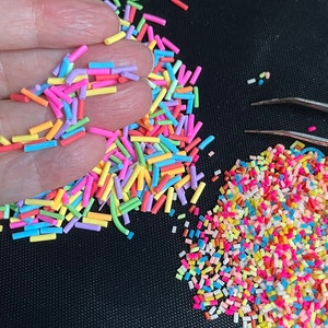 ポリマークレイフェイクキャンディスイーツシュガースプリンクルデコレーションフェイクケーキデザートフードドールハウス、ガラスボールジュエリー、樹脂材料充填用