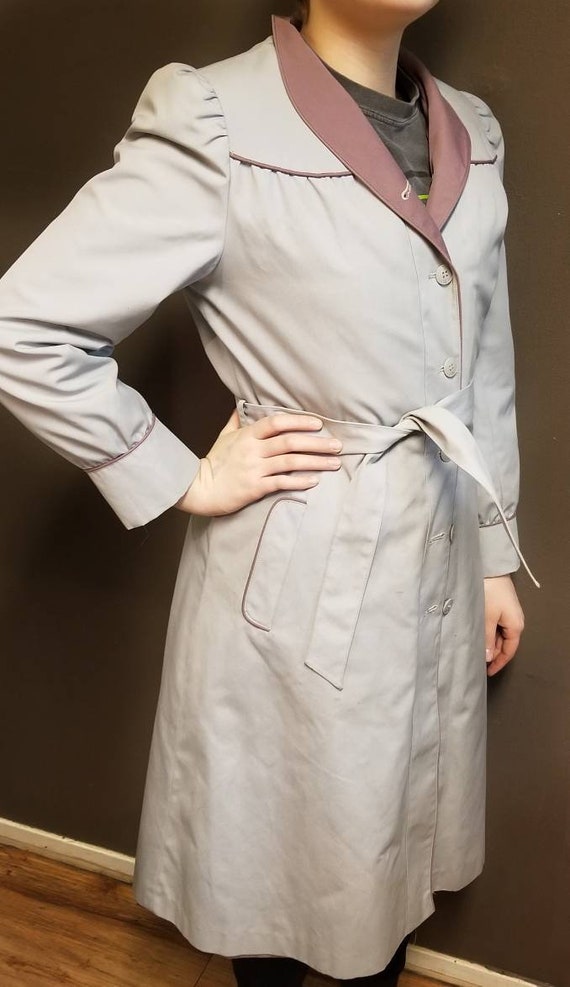 1980's J Gallery trench coat. Trendy Vintage coat… - image 1