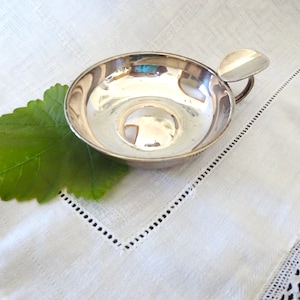 Christofle Wine Taster, Vintage Silverplate Tastevin, prezent na wino z Francji, akcesoria barowe, naczynia barmańskie, prysznic weselny, wystrój wnętrz, sommelier