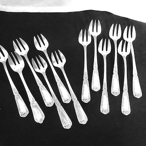 Oyster Forks, Silverplate Art Deco France Salad Dessert Forks Vintage Antique, French Home Decor, Seafood Silverware Flatware, Mid Century