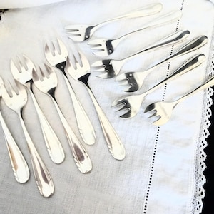Oyster Forks Vintage Silverplate, 102 Art Deco French, Antique, Cake Forks  French Home Decor, Silverware & Flatware, Shower Gift