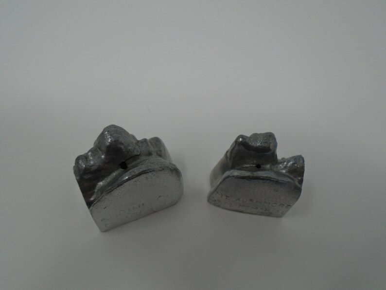 Vintage Metal Alloy Mount Rushmore Salt and Pepper