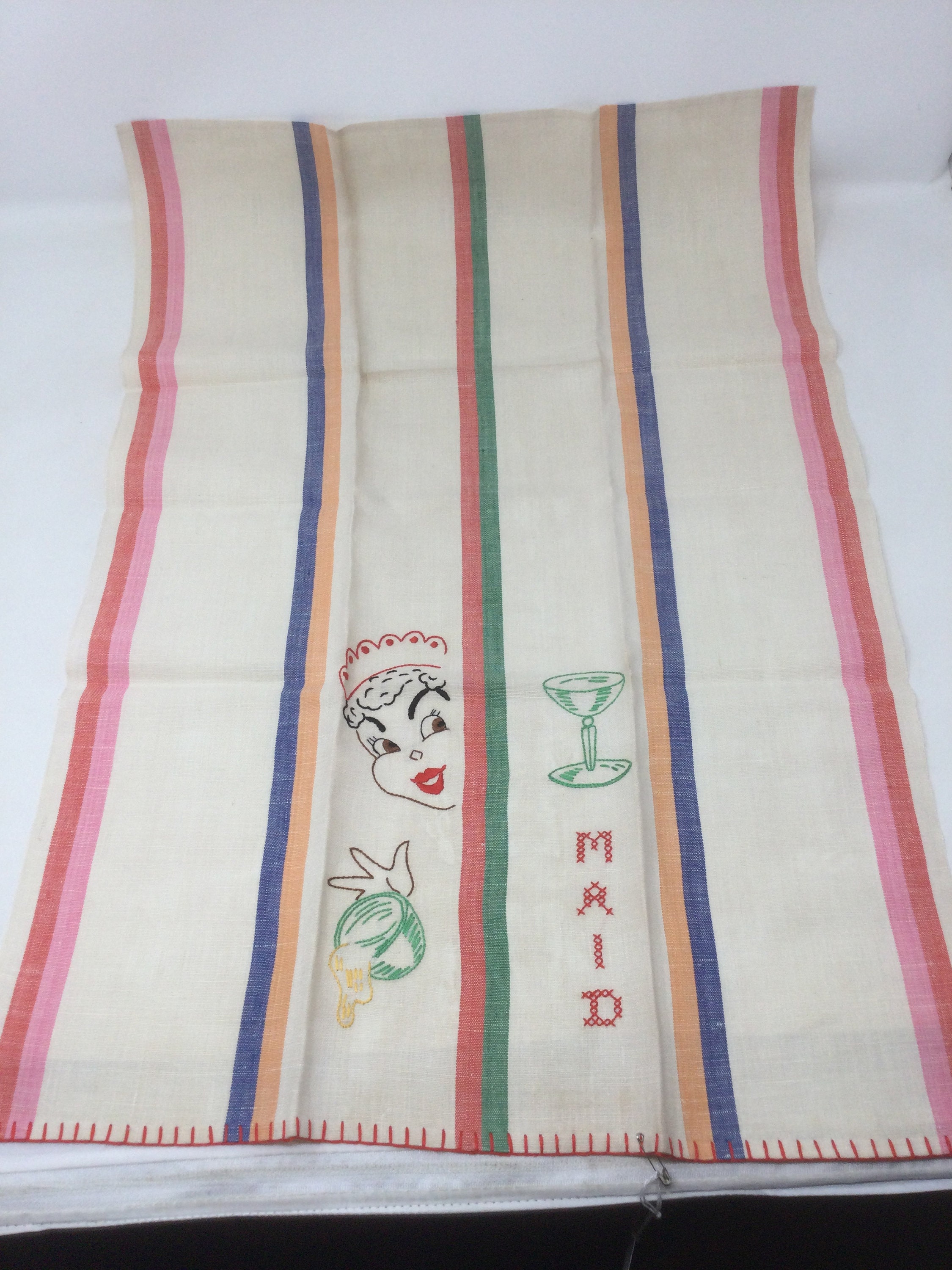 2 Muslin Embroidery Kitchen Dish Towel 1930s 1950s