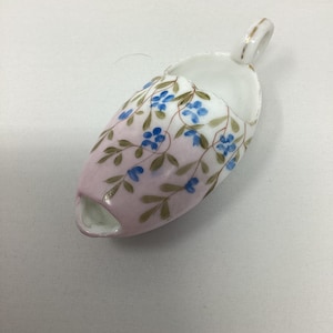 Miniature Porcelain Invalid Scoop Feeder